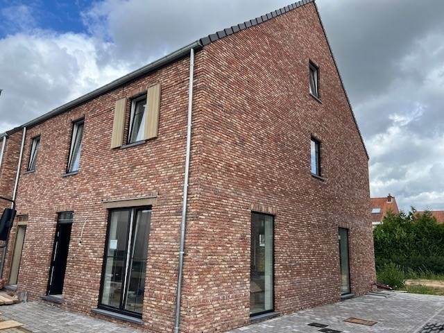 Maison à louer à Sterrebeek 1933 2550.00€ 5 chambres 200.00m² - Annonce 577384