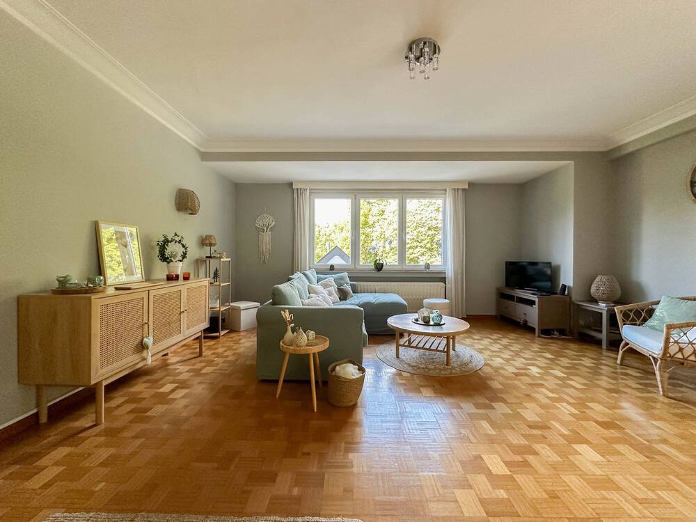 Appartement te  huur in Nijvel 1400 950.00€ 2 slaapkamers 122.00m² - Zoekertje 577034