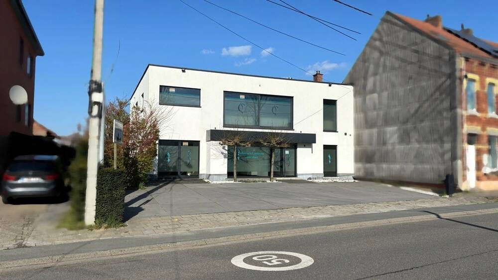 Handelszaak te huur in Rotselaar 3110 3900.00€ slaapkamers m² - Zoekertje 577285