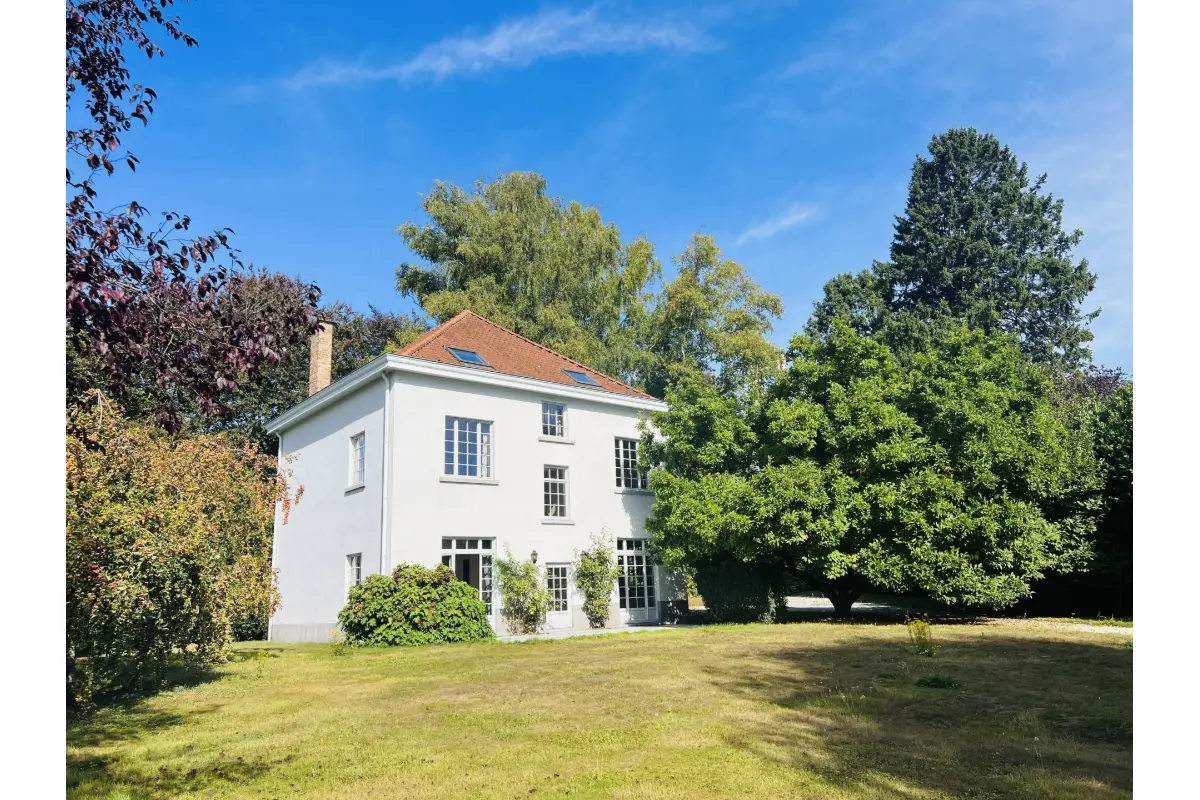 Huis te  huur in Tervuren 3080 3700.00€ 5 slaapkamers 265.00m² - Zoekertje 577397