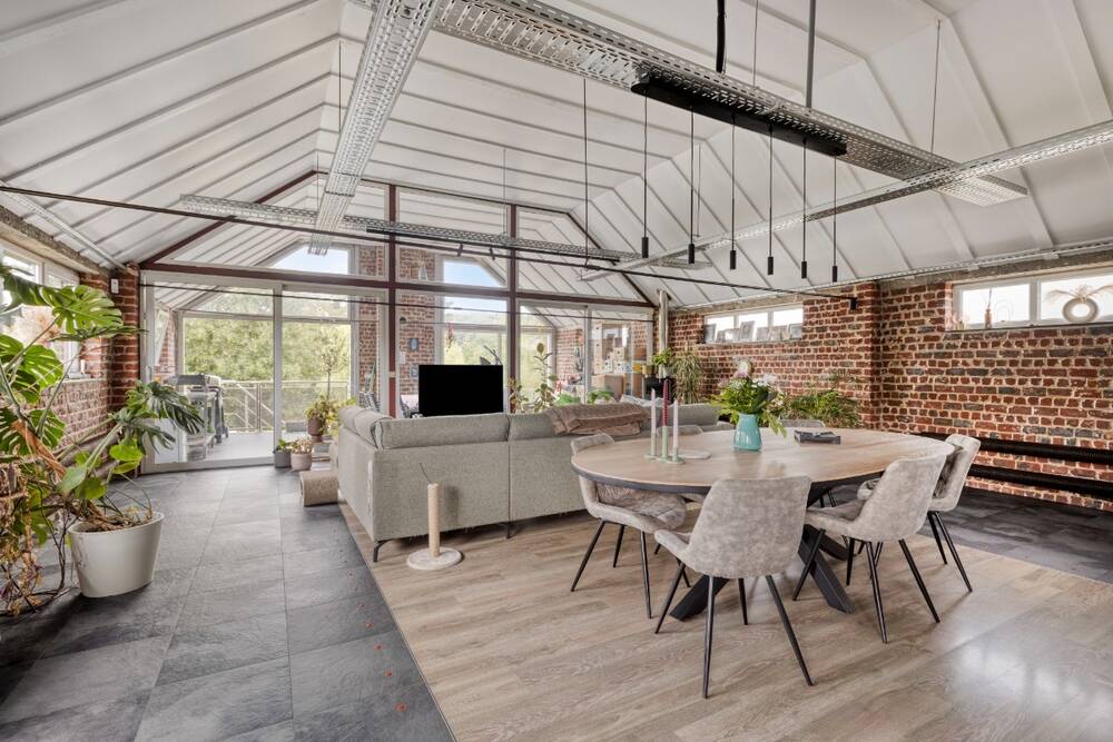 Maison à louer à Rhode-Saint-Genese 1640 1450.00€ 3 chambres 250.00m² - Annonce 578098