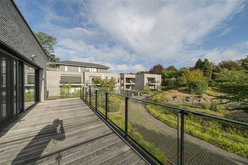 Appartement te  huur in Waterloo 1410 2000.00€ 2 slaapkamers 110.00m² - Zoekertje 577996