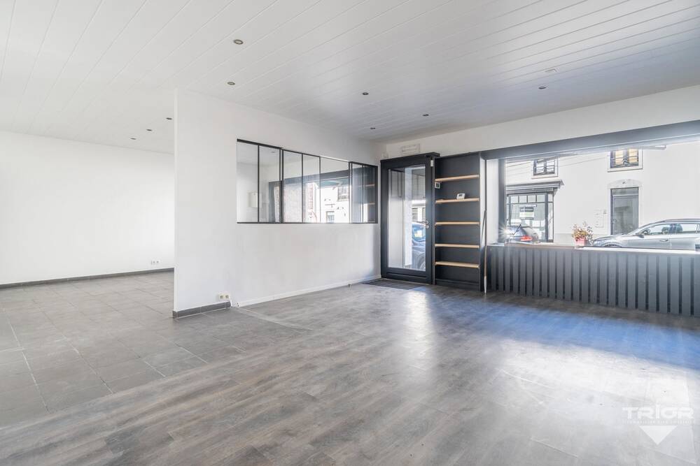 Commerce à louer à Lasne 1380 1900.00€ chambres 160.00m² - Annonce 578150