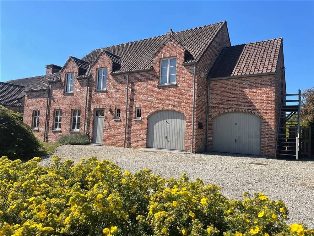 Maison à vendre à Chaumont-Gistoux 1325 815000.00€ 4 chambres 210.00m² - Annonce 578990