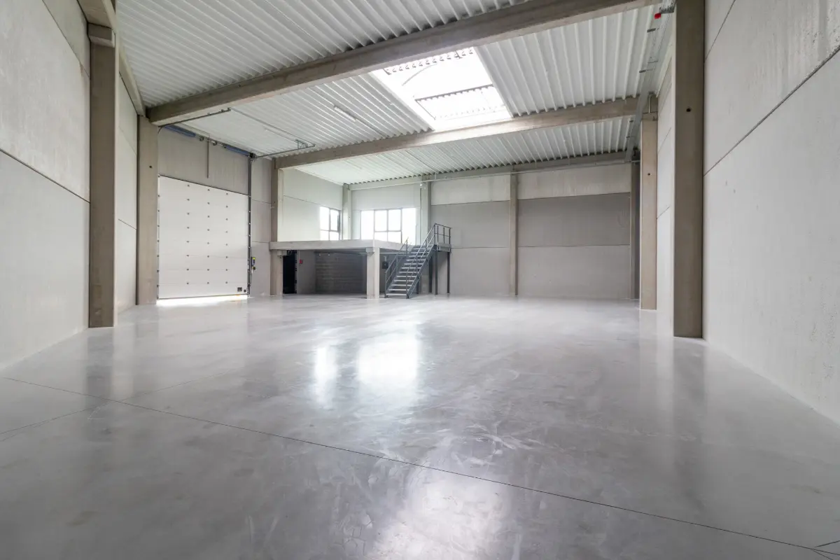 Commerce à louer à Nivelles 1400 2600.00€  chambres 326.00m² - Annonce 578834