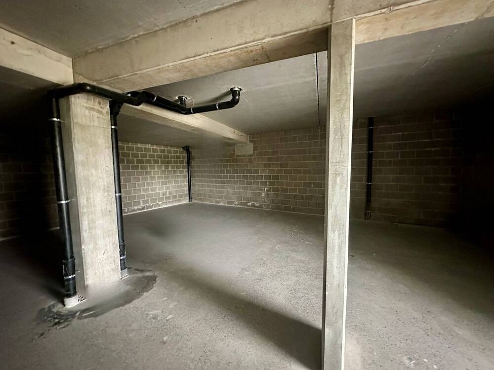 Parking / garage à vendre à Asse 1730 27000.00€ chambres m² - Annonce 578693