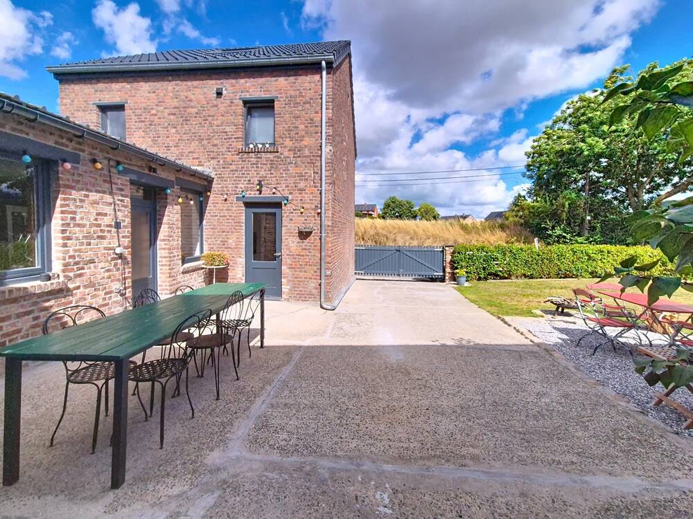 Huis te  koop in Orp-Jauche 1350 325000.00€ 3 slaapkamers 150.00m² - Zoekertje 578931