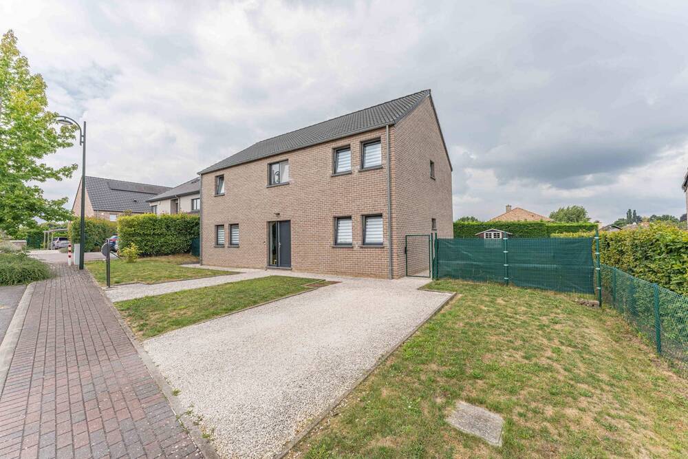 Huis te  koop in Waterloo 1410 870000.00€ 4 slaapkamers 210.00m² - Zoekertje 578151