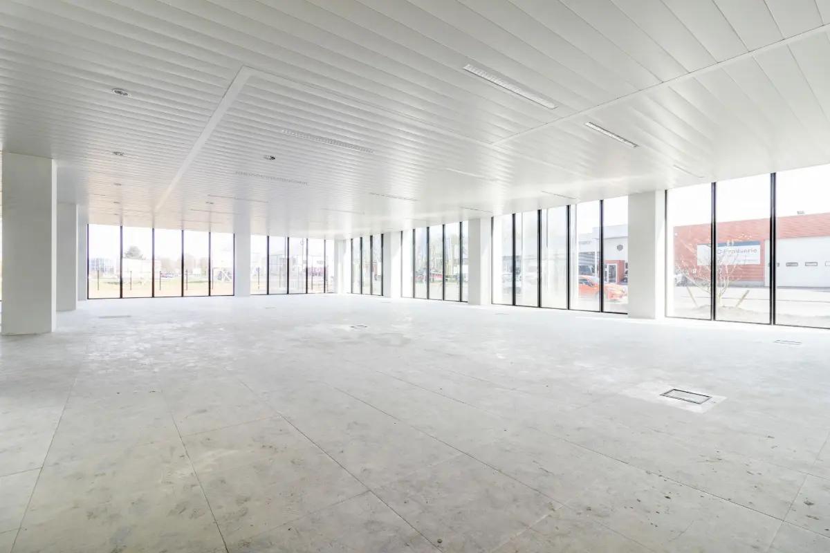 Commerce à louer à Nivelles 1400 2699.00€  chambres 209.00m² - Annonce 578831