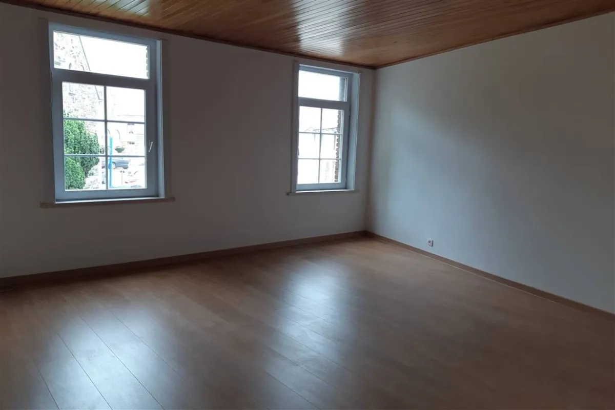 Huis te  koop in Saintes 1480 195000.00€ 2 slaapkamers 108.00m² - Zoekertje 578893