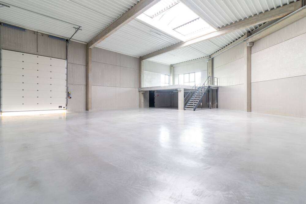 Commerce à louer à Nivelles 1400 2500.00€  chambres 314.00m² - Annonce 578832