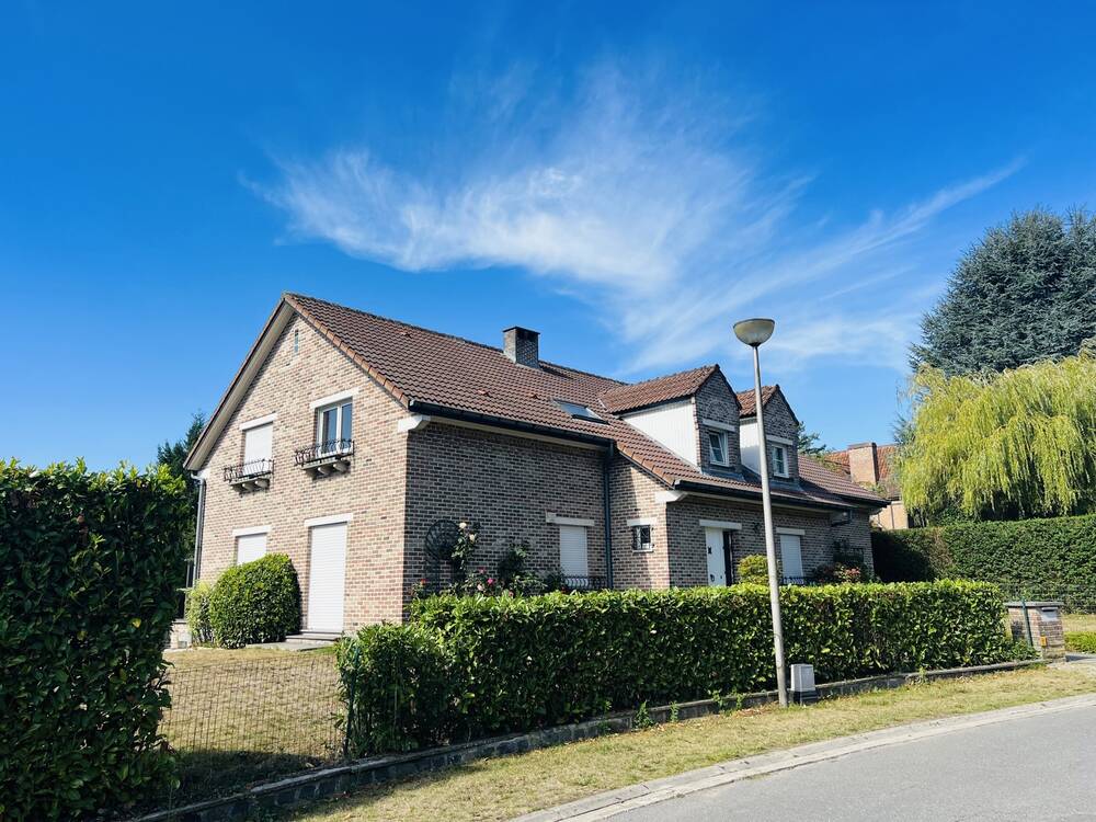 Huis te  huur in Overijse 3090 3000.00€ 7 slaapkamers 526.00m² - Zoekertje 579979