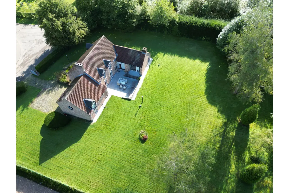 Huis te  koop in Bierges 1301 945000.00€ 4 slaapkamers 223.00m² - Zoekertje 582552