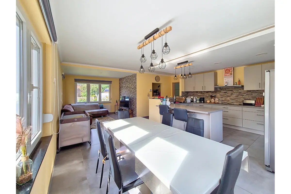 Maison à vendre à Orp-Jauche 1350 375000.00€ 3 chambres 175.00m² - Annonce 582782