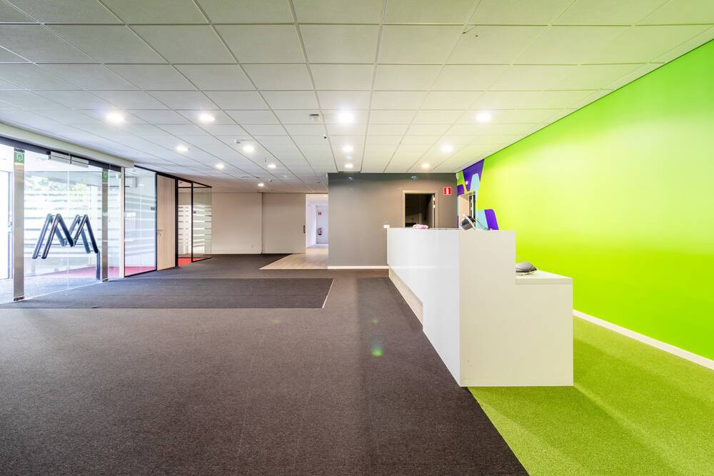 Commerce à louer à Overijse 3090 6000.00€  chambres 720.00m² - Annonce 580876