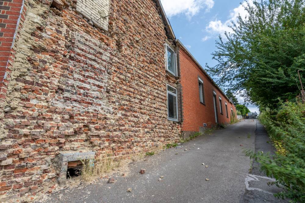 Maison à  à Carnières 7141 110000.00€ 3 chambres 198.00m² - Annonce 582110