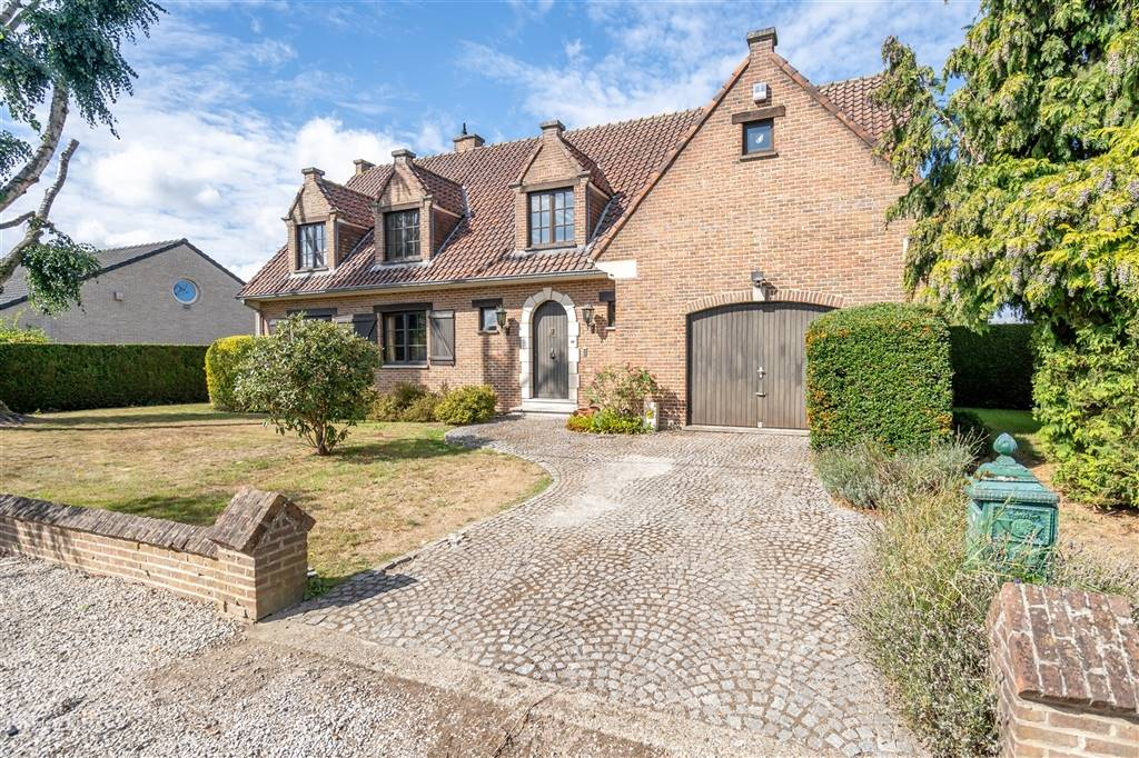 Maison à vendre à Hoeilaart 1560 660000.00€ 4 chambres 298.00m² - Annonce 583651