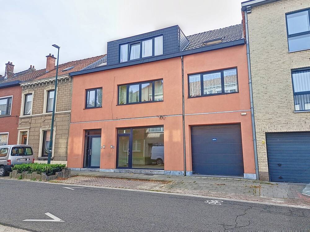 Commerce à louer à Zaventem 1930 2300.00€ chambres 600.00m² - Annonce 584148