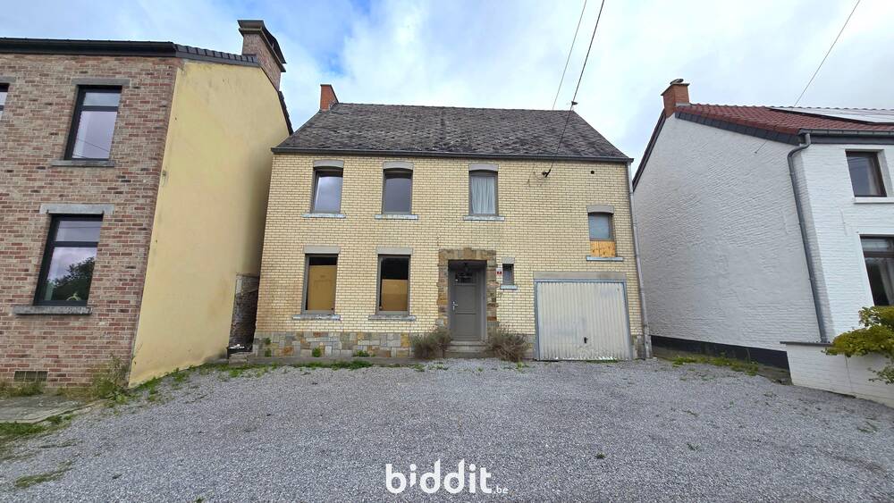 Huis te  koop in Mellery 1495 299000.00€ 4 slaapkamers m² - Zoekertje 585659
