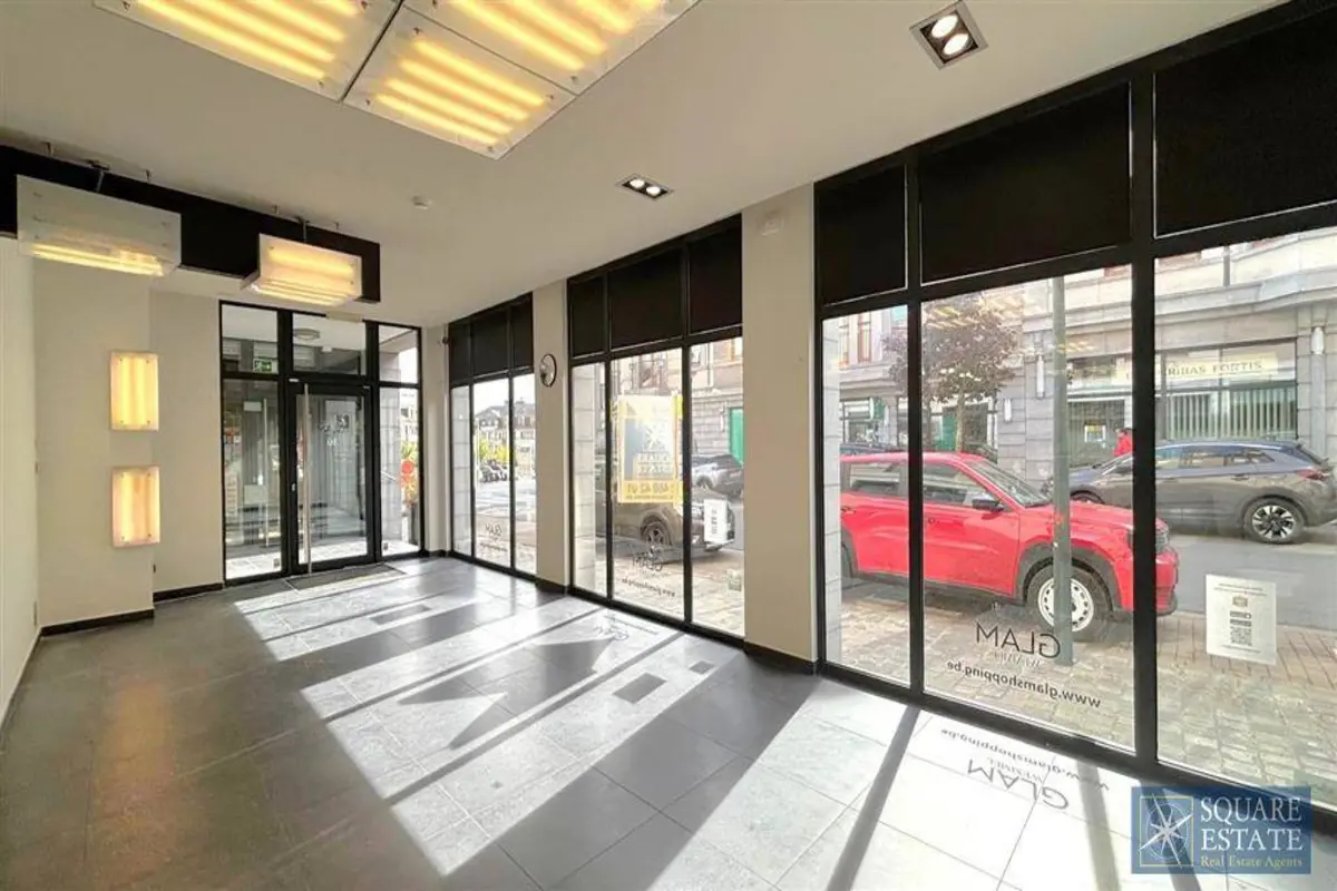 Commerce à louer à Wemmel 1780 3150.00€  chambres 210.00m² - Annonce 585936