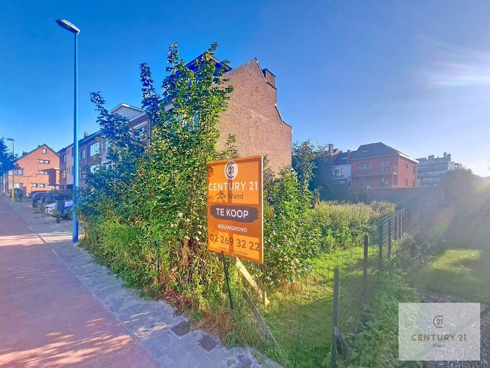 Bouwgrond te  koop in Strombeek-Bever 1853 240000.00€  slaapkamers m² - Zoekertje 586463