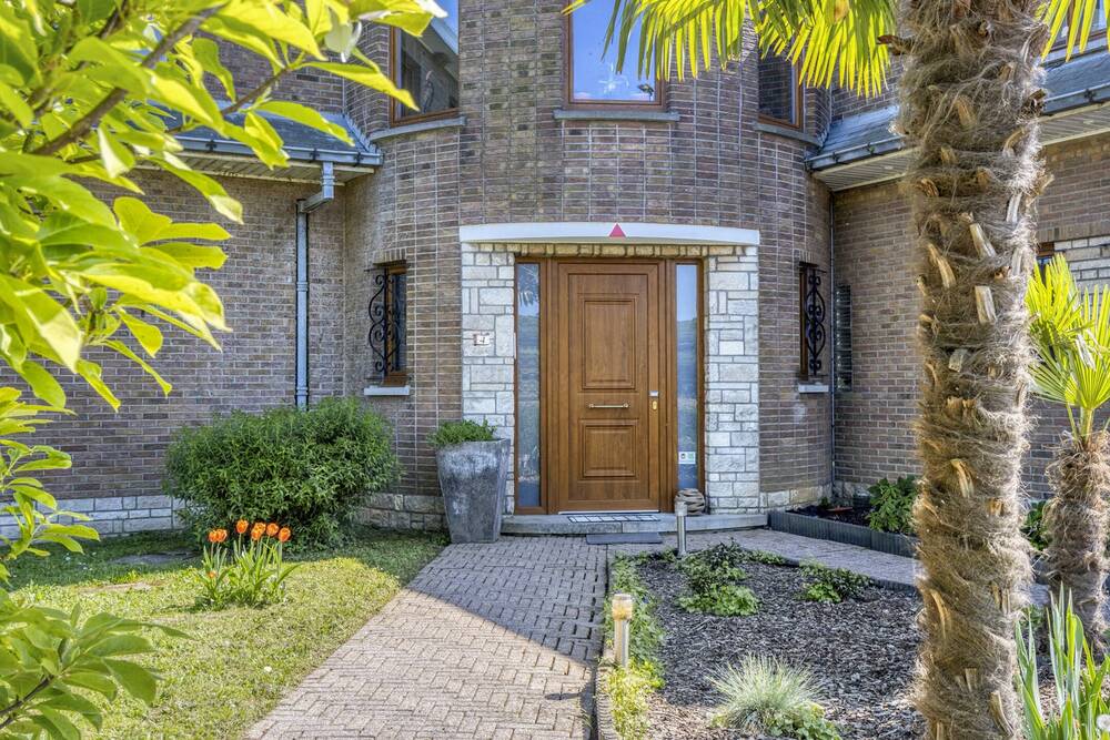 Villa te  koop in Mollem 1730 595000.00€ 4 slaapkamers 312.00m² - Zoekertje 586390