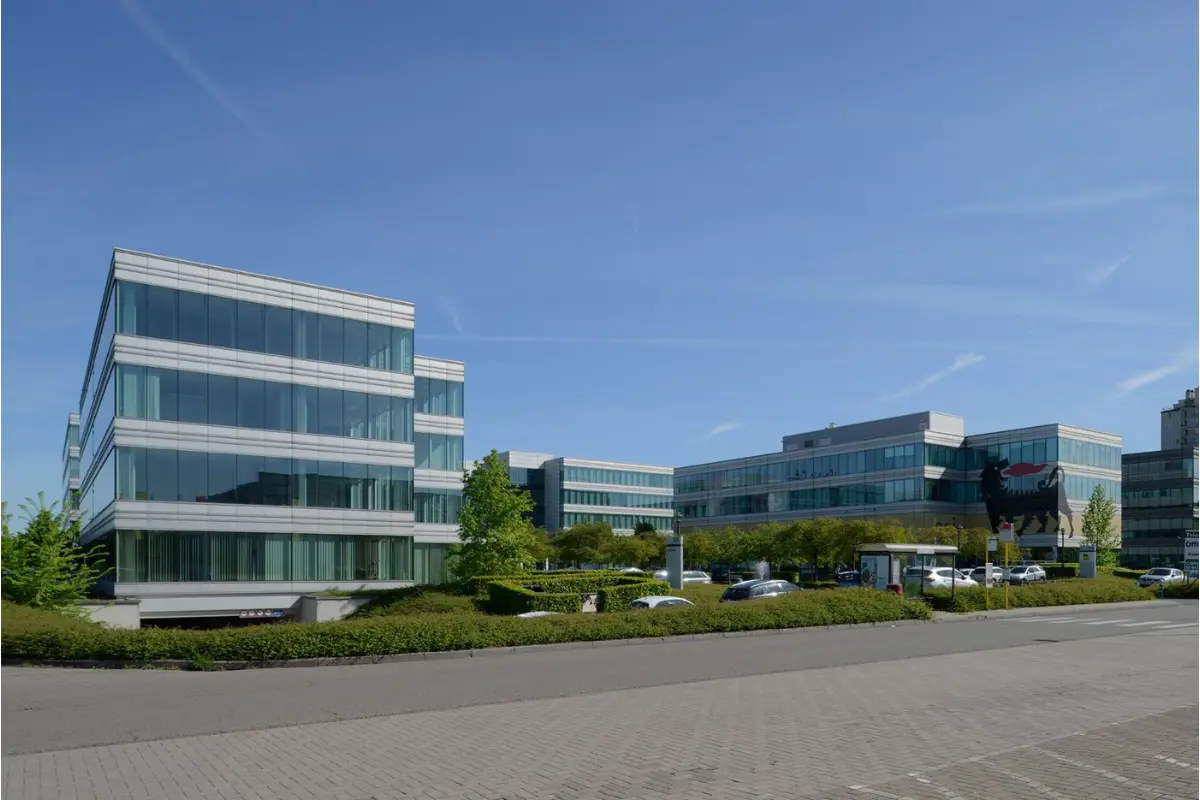 Handelszaak te  huur in Vilvoorde 1800 9743.00€  slaapkamers 866.00m² - Zoekertje 586790