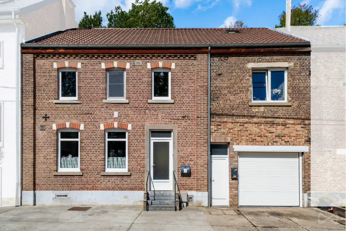 Huis te  koop in Orp-le-Grand 1350 299000.00€ 5 slaapkamers 202.00m² - Zoekertje 587589