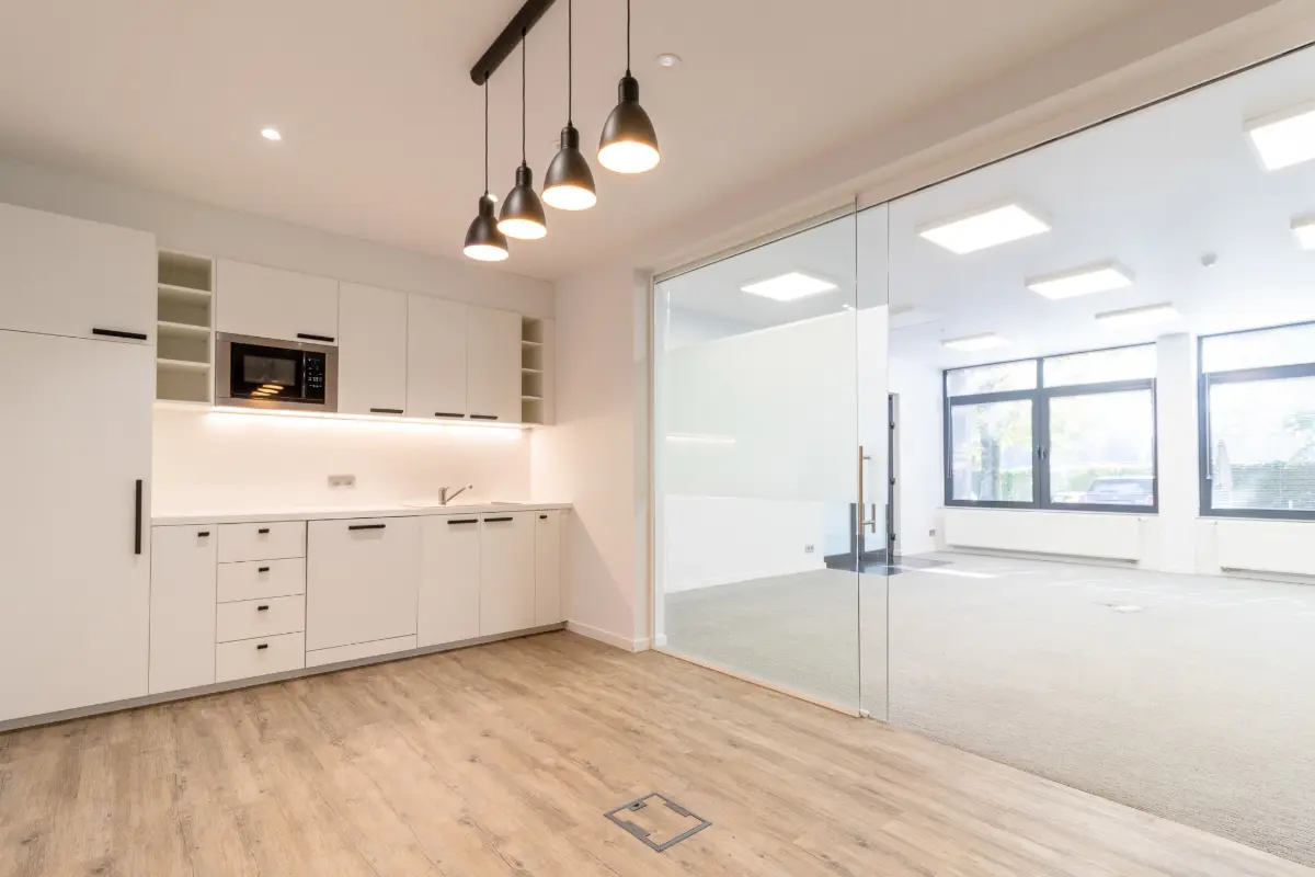 Commerce à louer à Nivelles 1400 4500.00€  chambres 522.00m² - Annonce 587352