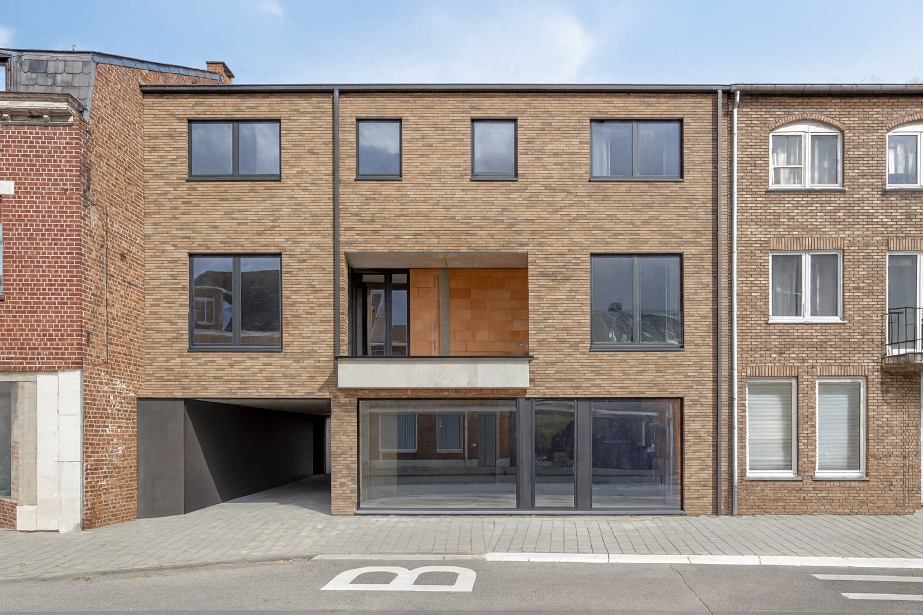 Handelszaak te  koop in Huldenberg 3040 235000.00€  slaapkamers 105.00m² - Zoekertje 587094