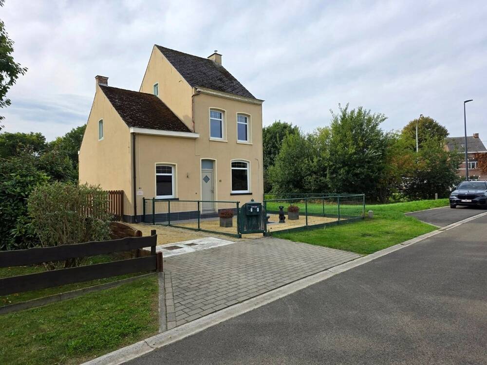Huis te  koop in Hever 3191 345000.00€ 3 slaapkamers 134.00m² - Zoekertje 586713