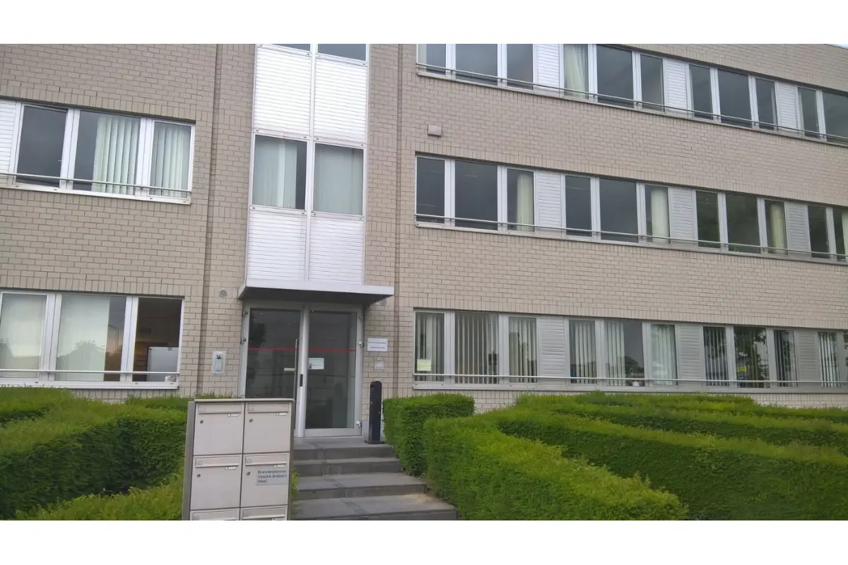 Handelszaak te  huur in Vilvoorde 1800 7980.00€  slaapkamers 1008.00m² - Zoekertje 586816