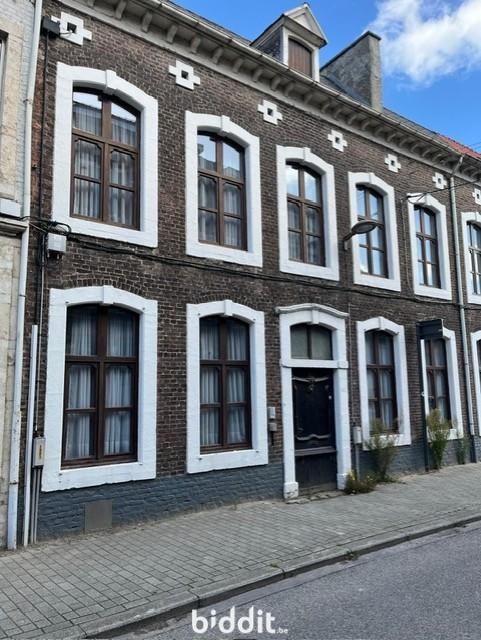 Huis te koop in Tienen 3300 175000.00€ 4 slaapkamers m² - Zoekertje 588421