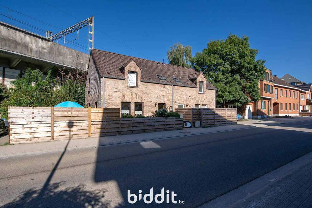 Duplex à vendre à Ottignies 1340 150000.00€ 1 chambres 50.00m² - Annonce 589176