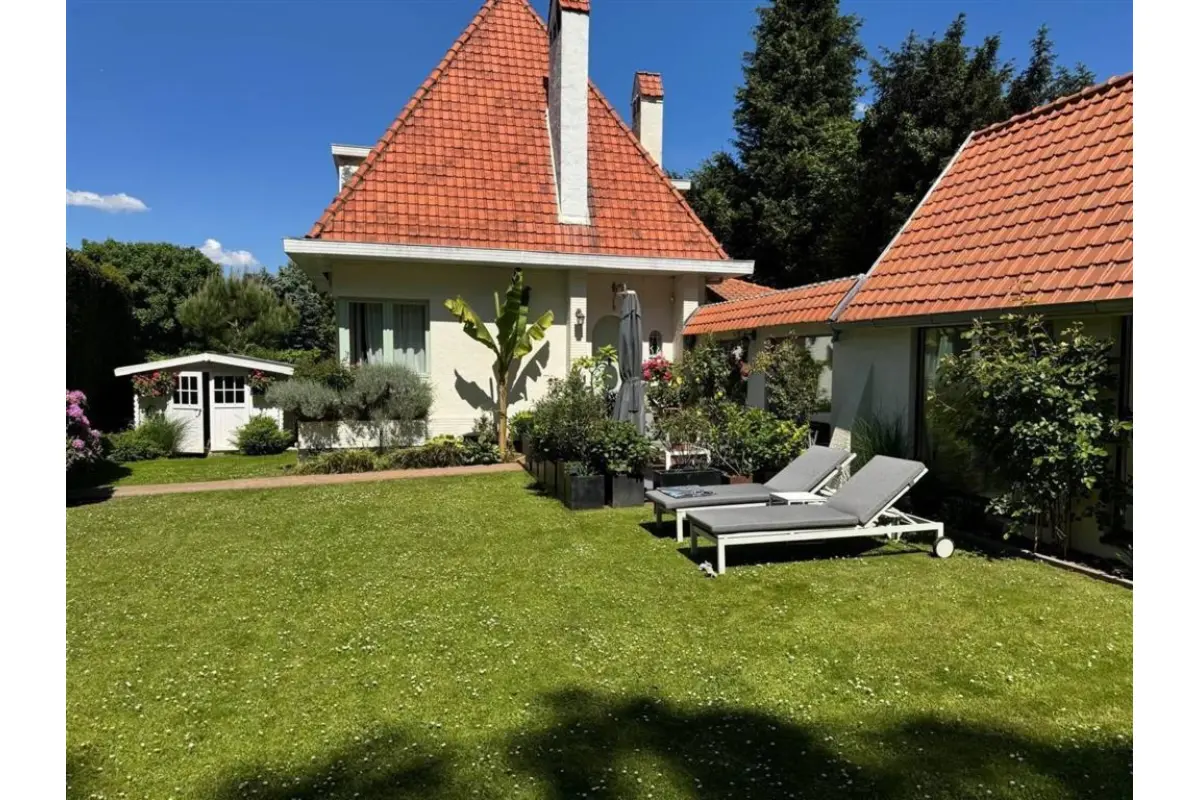 Maison à vendre à Rhode-Saint-Genese 1640 645000.00€ 3 chambres 141.00m² - Annonce 589823