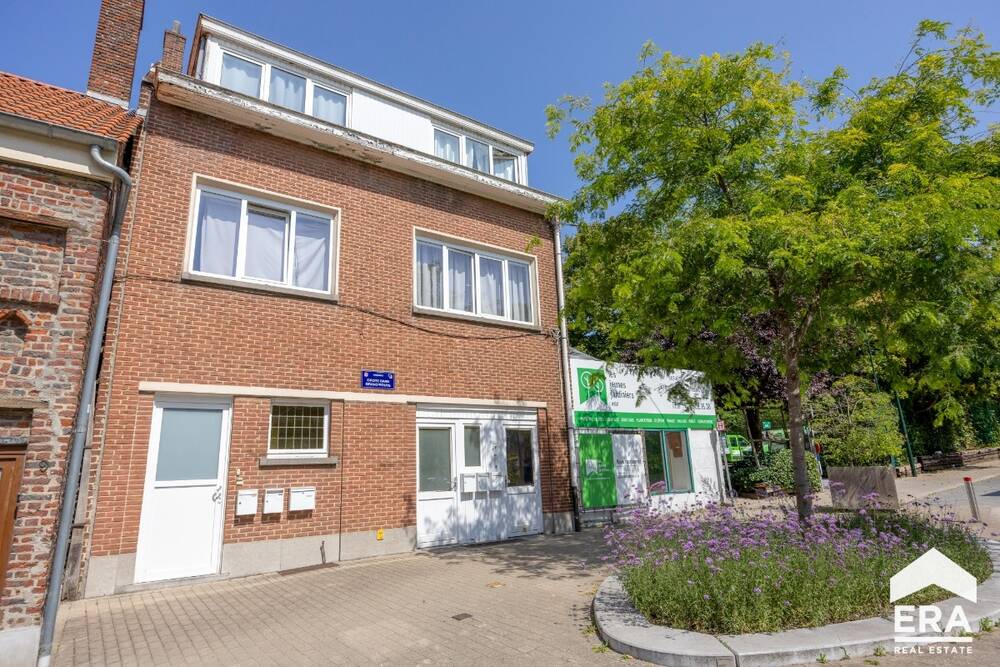 Huis te  koop in Drogenbos 1620 430000.00€ 0 slaapkamers 224.00m² - Zoekertje 590116