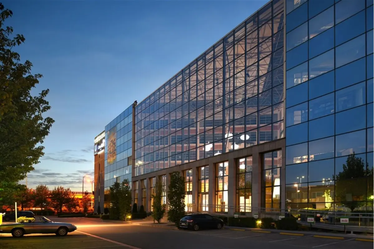 Commerce à louer à Drogenbos 1620 5417.00€  chambres 500.00m² - Annonce 590232