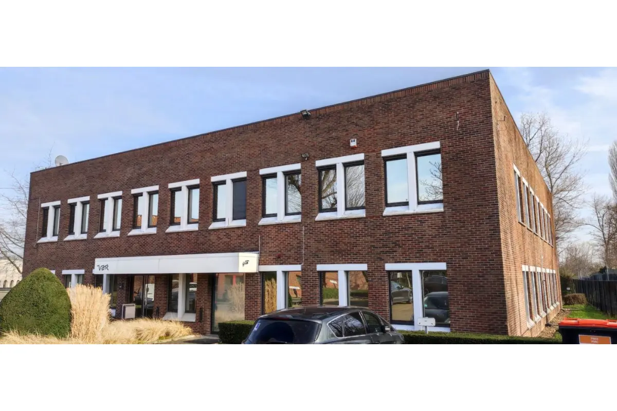 Commerce à louer à Zaventem 1930 6480.00€  chambres 576.00m² - Annonce 590261