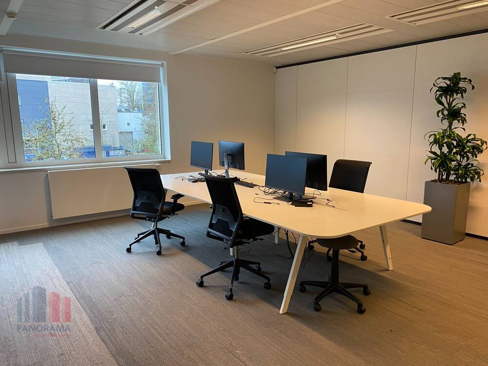 Handelszaak te  huur in Groot-Bijgaarden 1702 6712.00€  slaapkamers 601.00m² - Zoekertje 590263