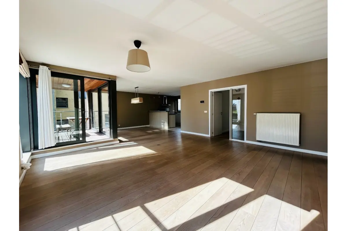 Appartement à vendre à Rhode-Saint-Genese 1640 435000.00€ 3 chambres 118.00m² - Annonce 590703