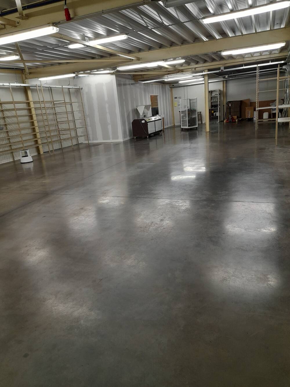 Handelszaak te  huur in Grimbergen 1850 1900.00€  slaapkamers m² - Zoekertje 590998