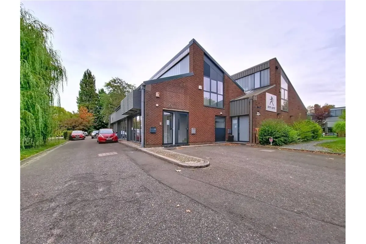 Commerce à louer à Louvain-la-Neuve 1348 1500.00€  chambres 130.00m² - Annonce 591453