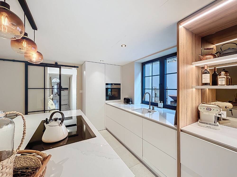 Huis te  huur in Machelen 1830 2250.00€ 5 slaapkamers 262.00m² - Zoekertje 591526
