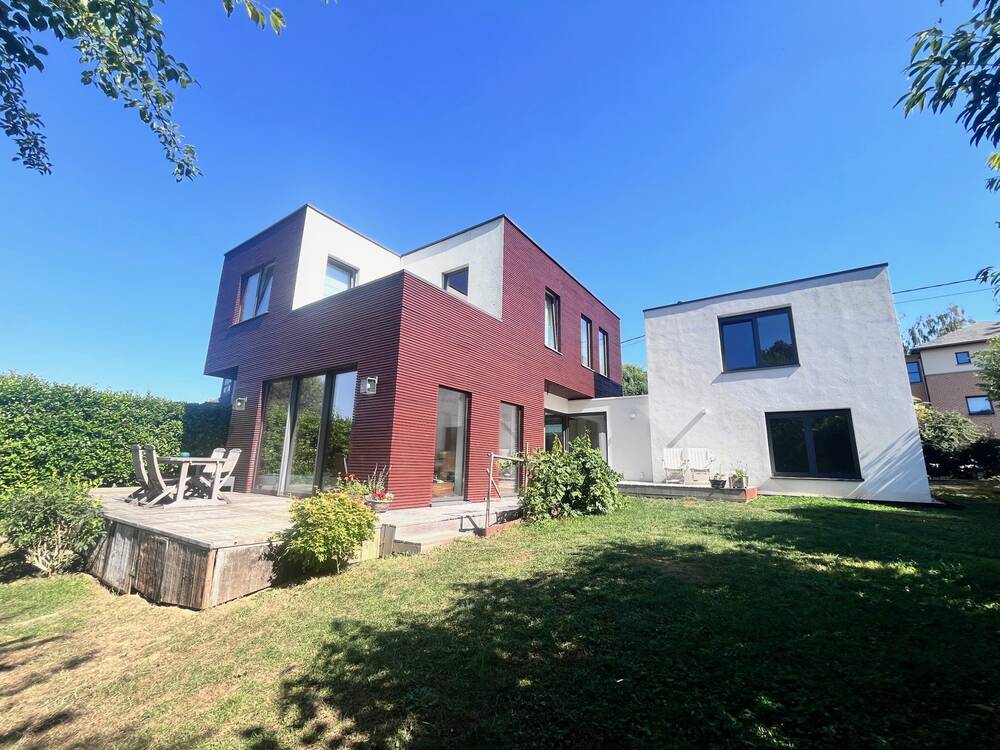 Maison à à La Hulpe 1310 2500.00€ 5 chambres 230.00m² - Annonce 591443