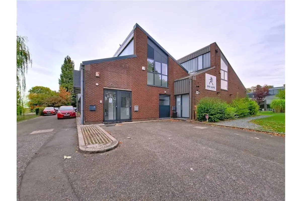 Commerce à louer à Louvain-la-Neuve 1348 1500.00€  chambres 130.00m² - Annonce 591452