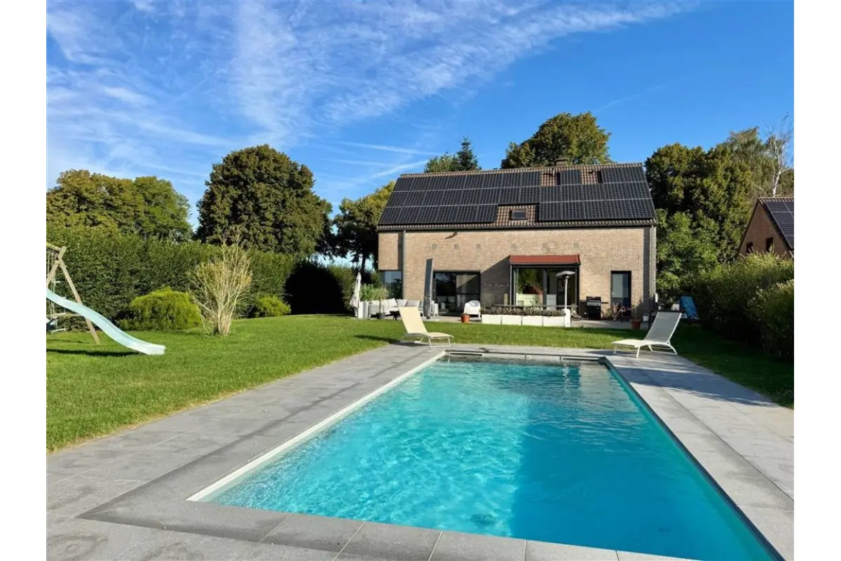 Maison à vendre à Walhain 1457 745000.00€  chambres 225.00m² - Annonce 591942