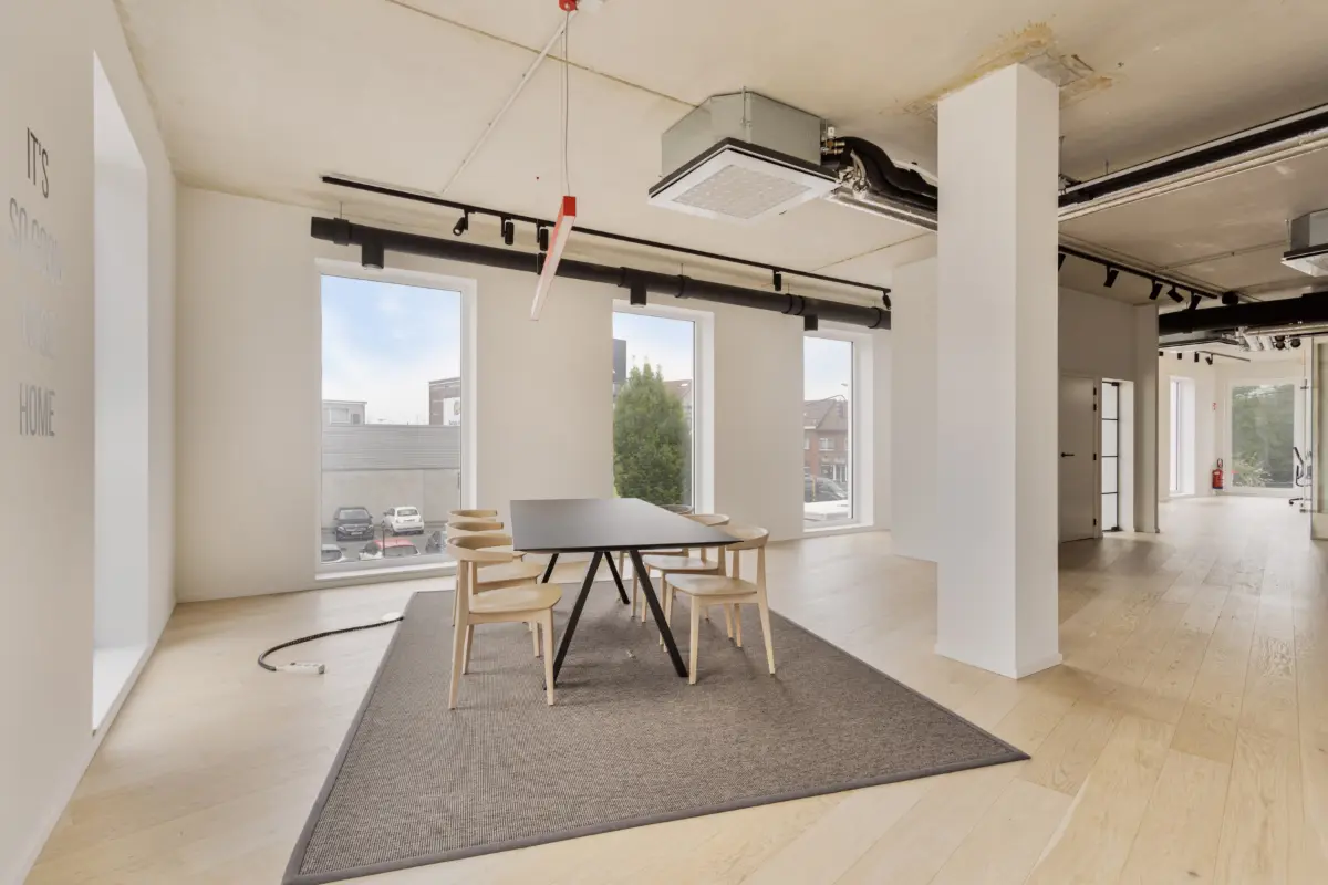 Handelszaak te  koop in Sint-Pieters-Leeuw 1600 907864.25€  slaapkamers 499.00m² - Zoekertje 592904