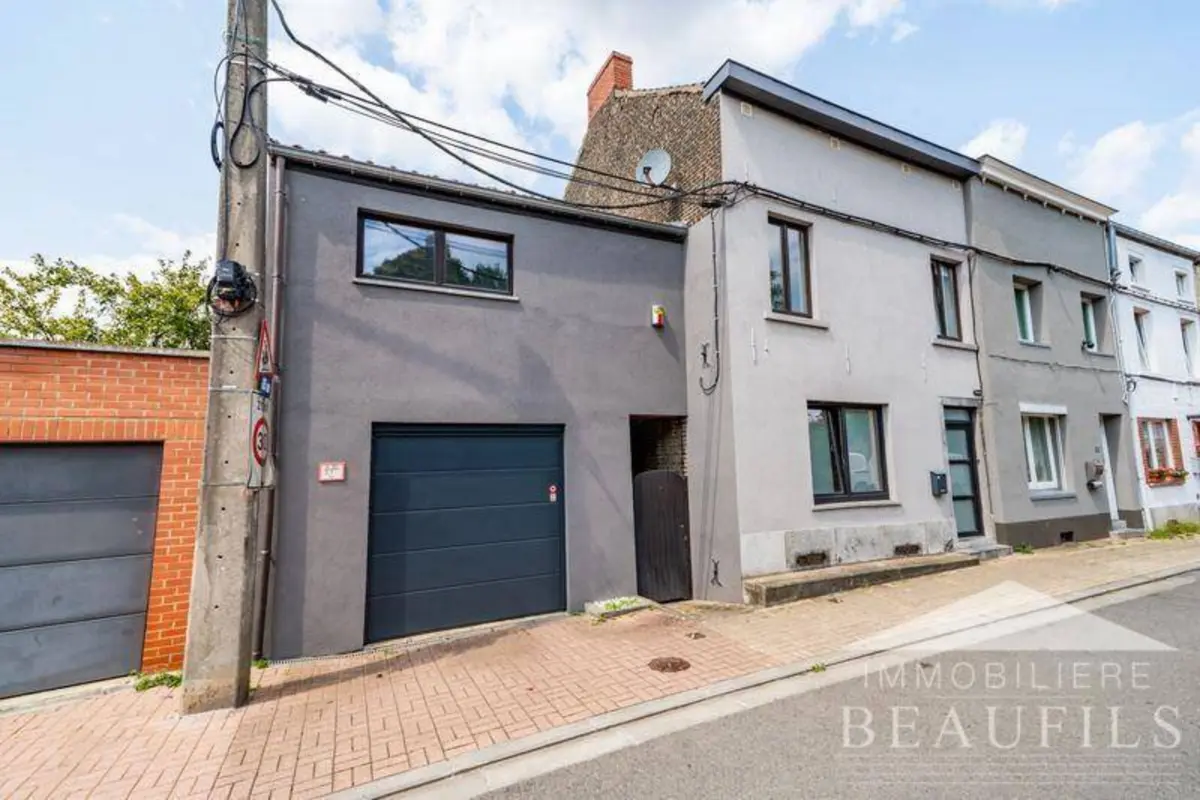 Maison à  à Charleroi 6000 250000.00€ 2 chambres 143.00m² - Annonce 592396