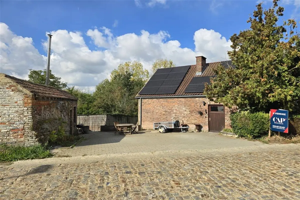 Huis te  koop in Orp-Jauche 1350 325000.00€ 3 slaapkamers 200.00m² - Zoekertje 592383