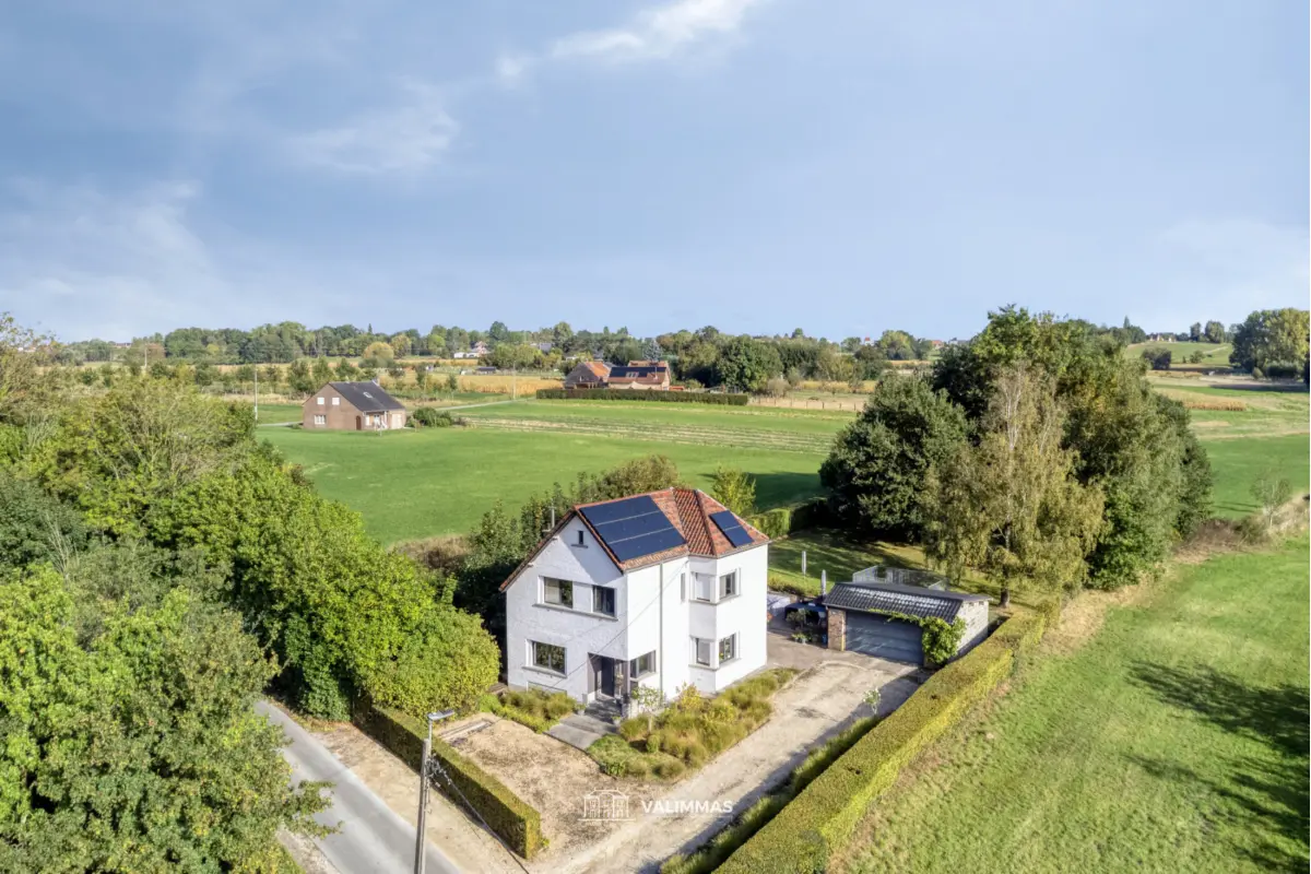 Huis te  koop in Asse 1730 649000.00€ 3 slaapkamers 277.00m² - Zoekertje 593195